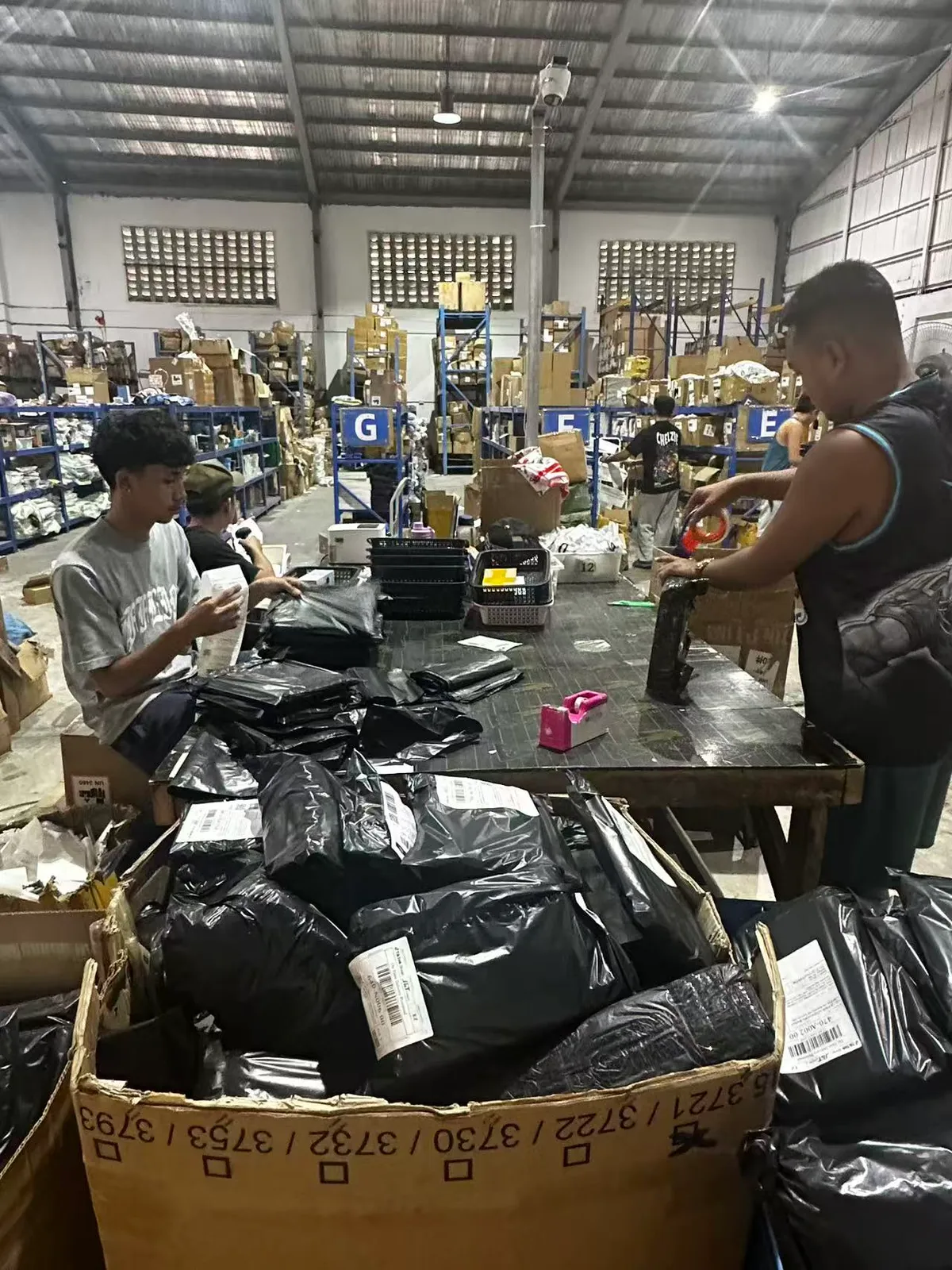 菲律宾海外仓收费标准大揭秘:如何降低30%的经营成本?